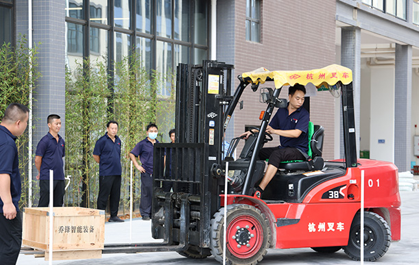 技能比武展風采 技能比武展風采