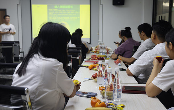 破冰活動 破冰活動